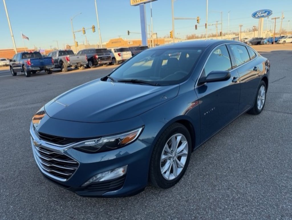 Used 2025 Chevrolet Malibu LT