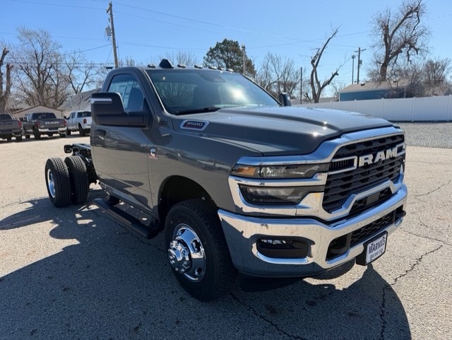 2026 RAM 3500 Tradesman 4X4 Regular Cab SWB's photo