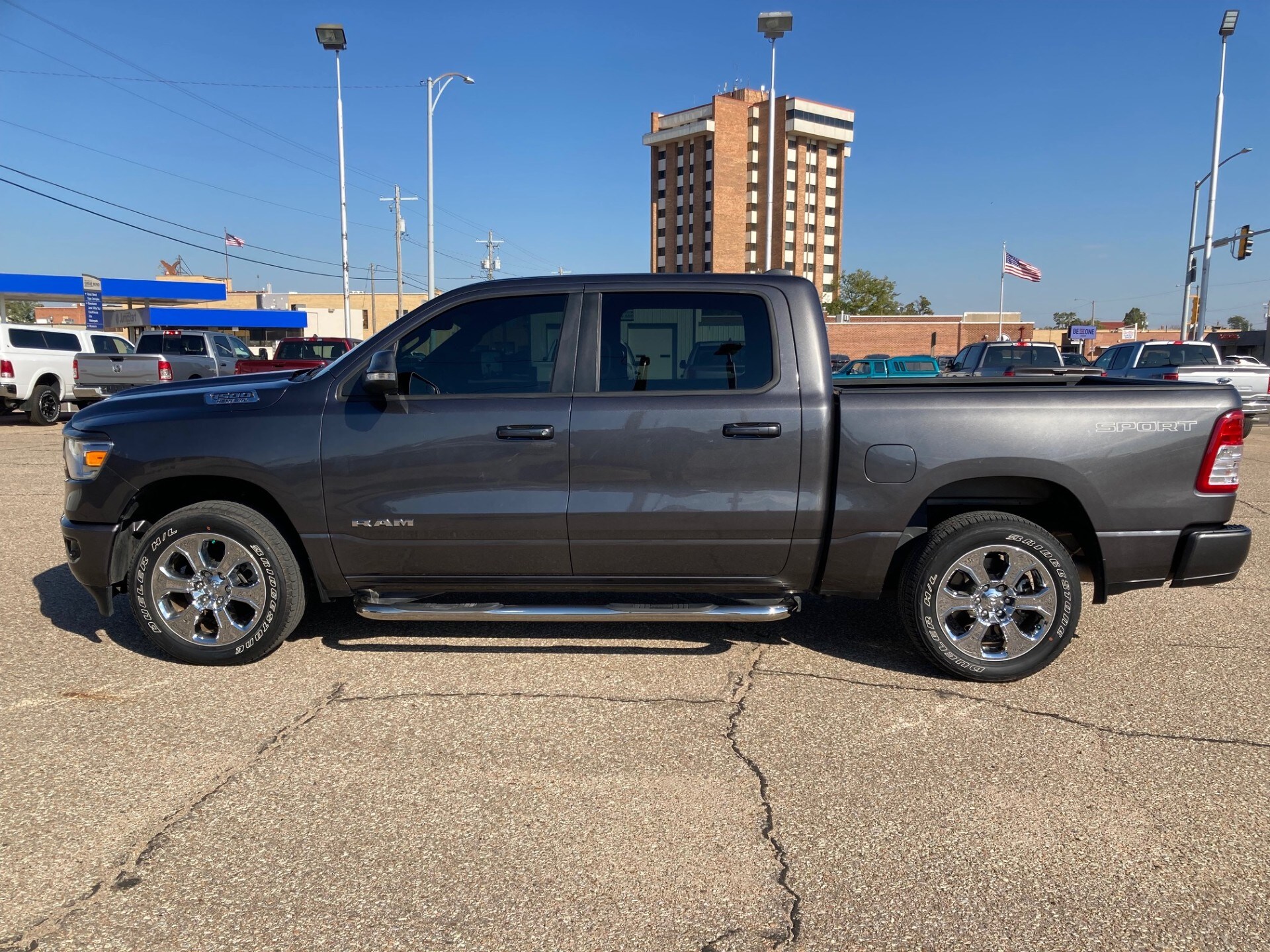 2022 Ram 1500 Big Horn photo 4
