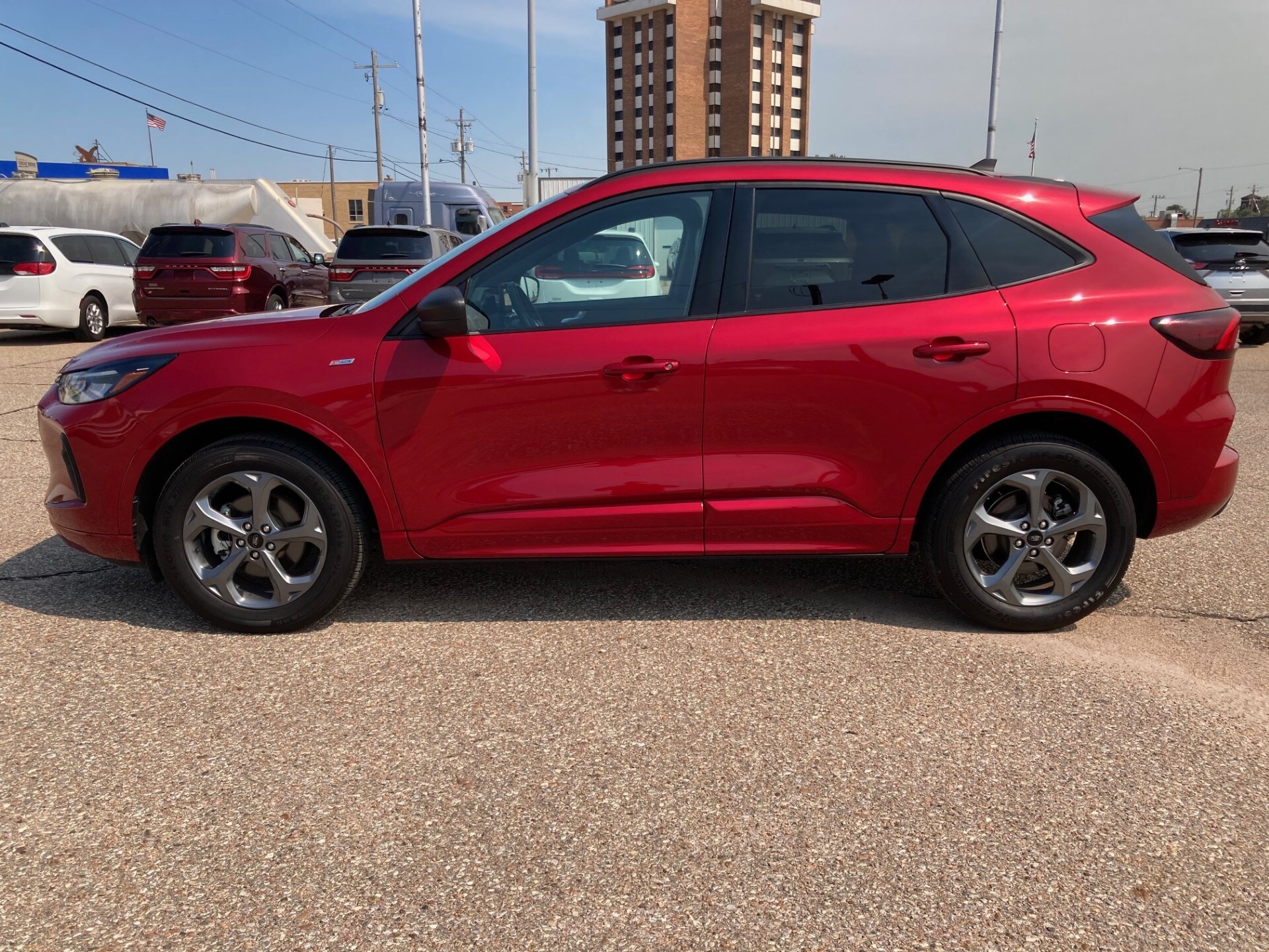 2024 Ford Escape ST-Line photo 3