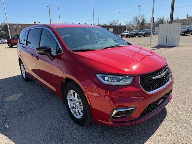 2025 Chrysler Pacifica 