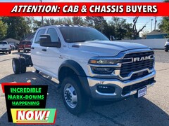 2026 Ram 5500 Chassis Cab TRADESMAN  CREW  4X4 84' CA Pickup