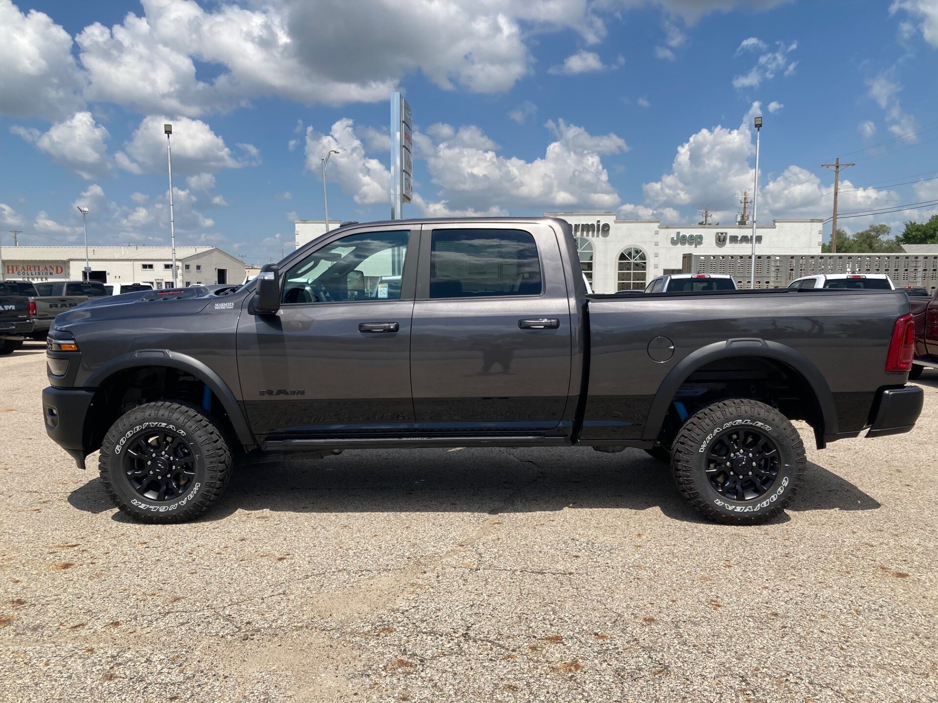 2025 Ram 2500 Power Wagon photo 4