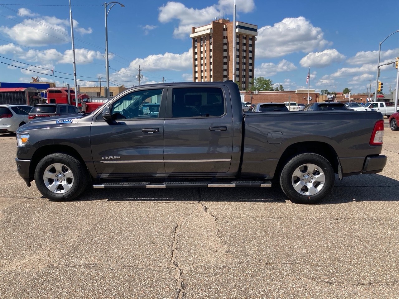 2024 Ram 1500 Big Horn photo 4