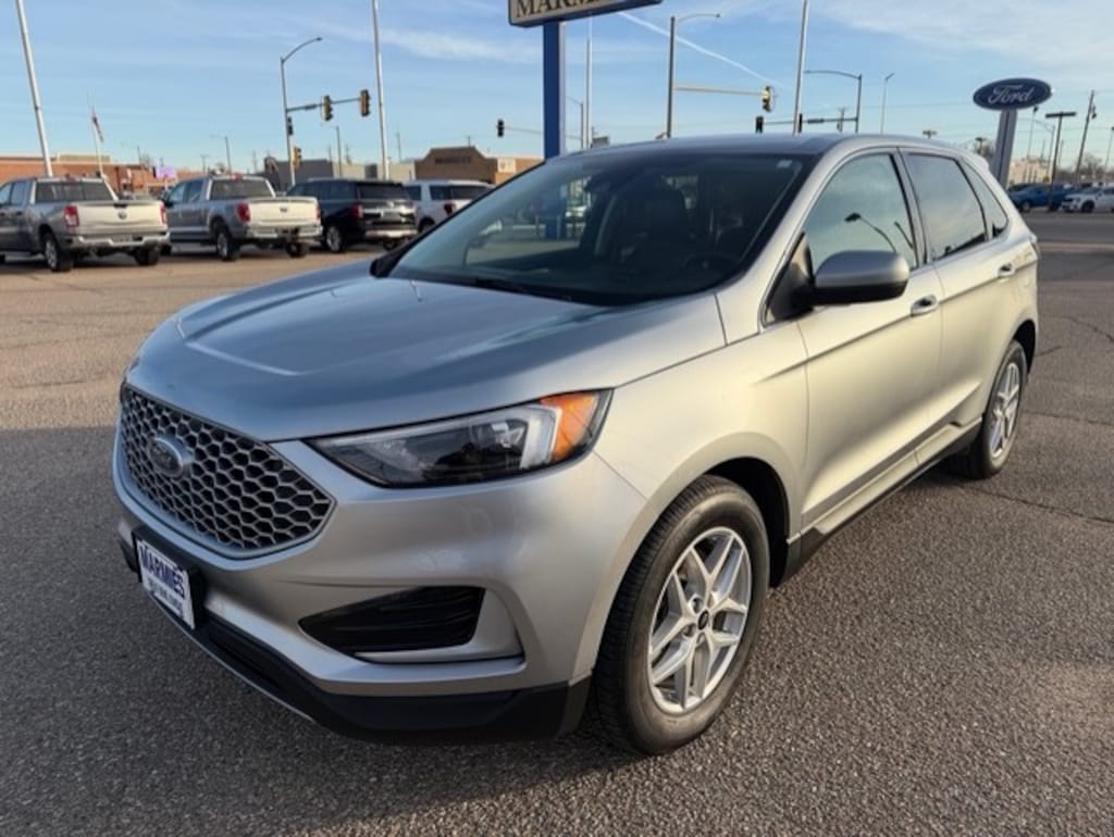 Used 2024 Ford Edge SEL