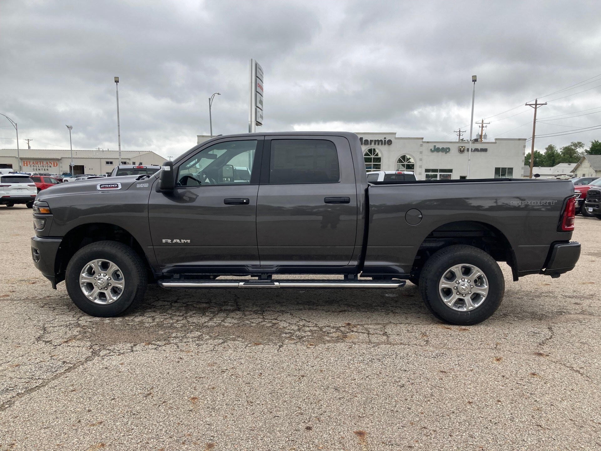 2025 Ram 2500 Big Horn photo 4