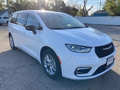 2026 Chrysler Pacifica LIMITED Passenger Van