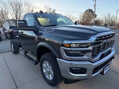 2026 Ram 3500 Chassis Cab TRADESMAN  REGULAR  4X4 60' CA Pickup