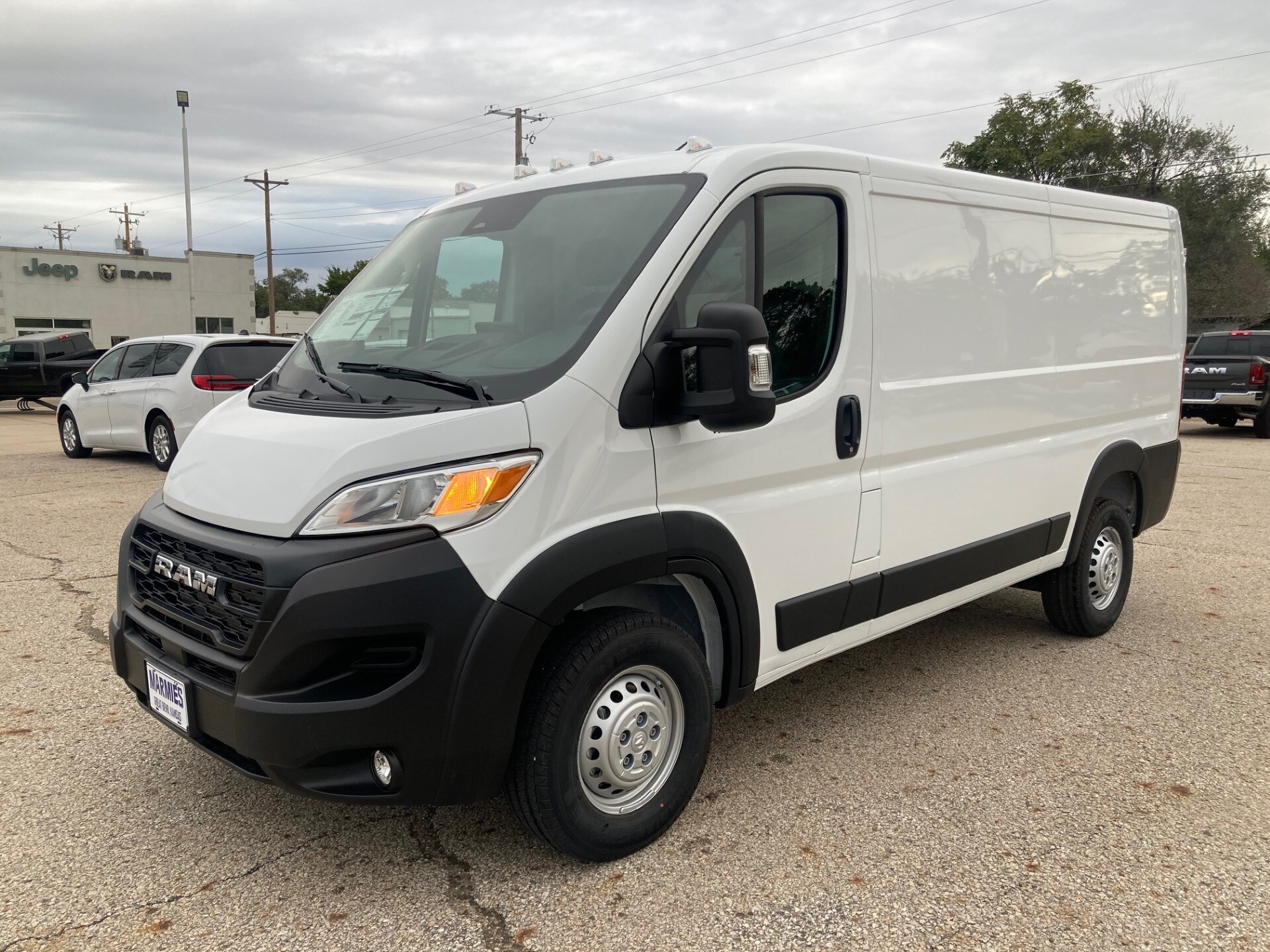2026 Ram ProMaster 2500 Base Cargo Van photo 3