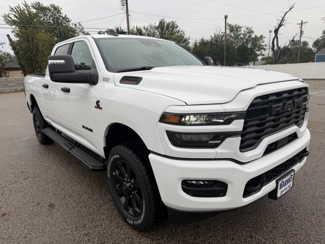 New 2027 Ram 2500 BIG HORN CREW CAB 4X4 6'4 BOX Pickup