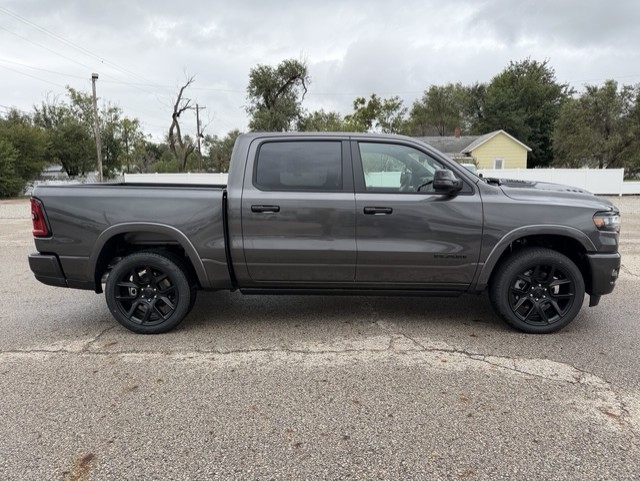 New 2027 Ram 1500 LARAMIE CREW CAB 4X4 5'7 BOX Pickup