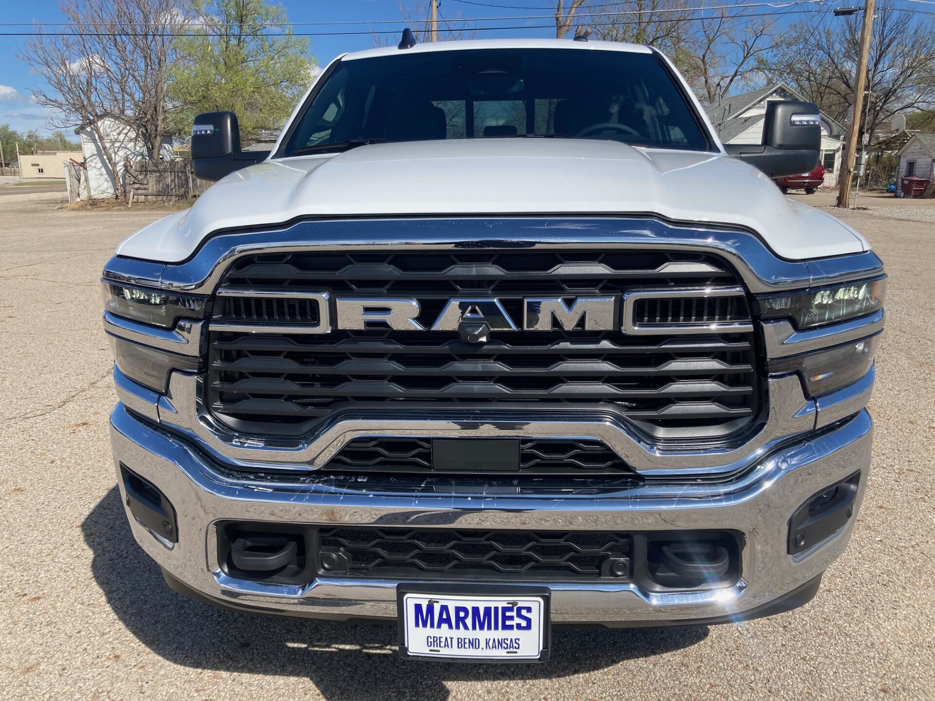 2025 Ram 2500 Big Horn photo 3