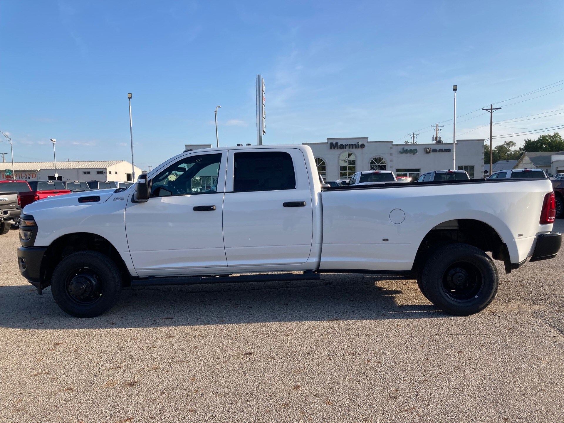 2026 Ram 3500 Tradesman photo 4