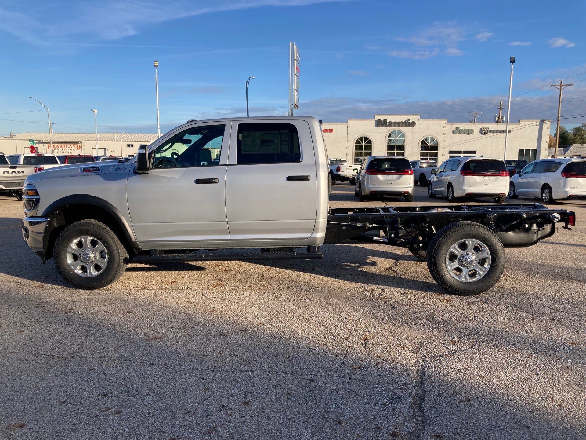 2026 Ram 3500 Tradesman Big Horn photo 4