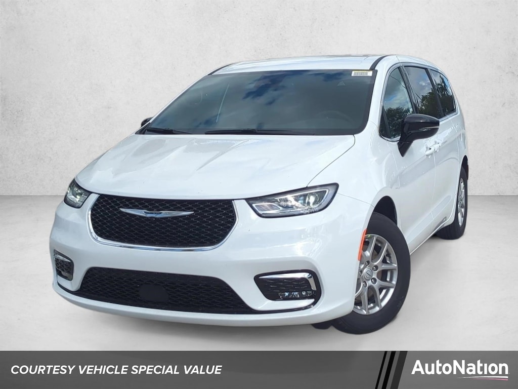 New 2026 Chrysler Pacifica Select Van Passenger Van