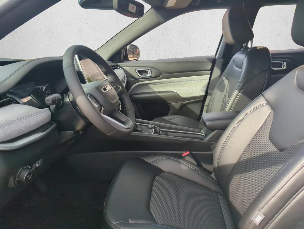 New 2026 Jeep Compass Latitude SUV