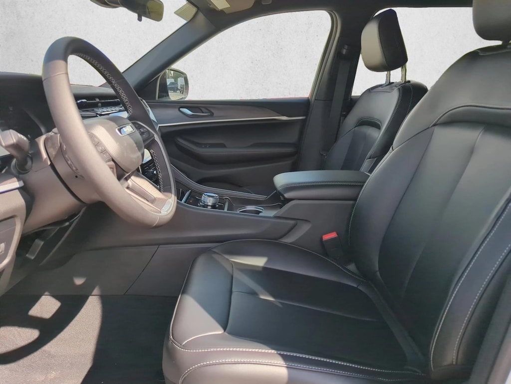 New 2025 Jeep Grand Cherokee Limited SUV