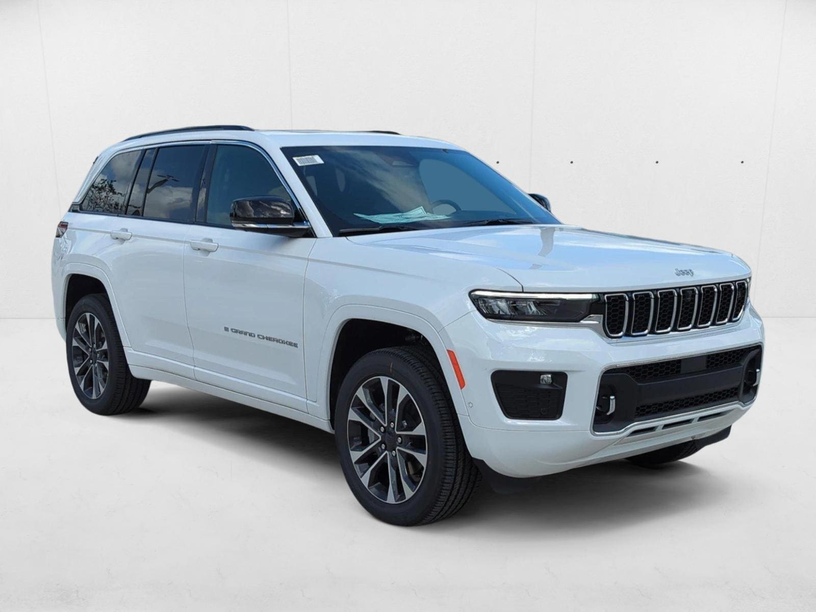 2025 Jeep Grand Cherokee Overland - Photo 7