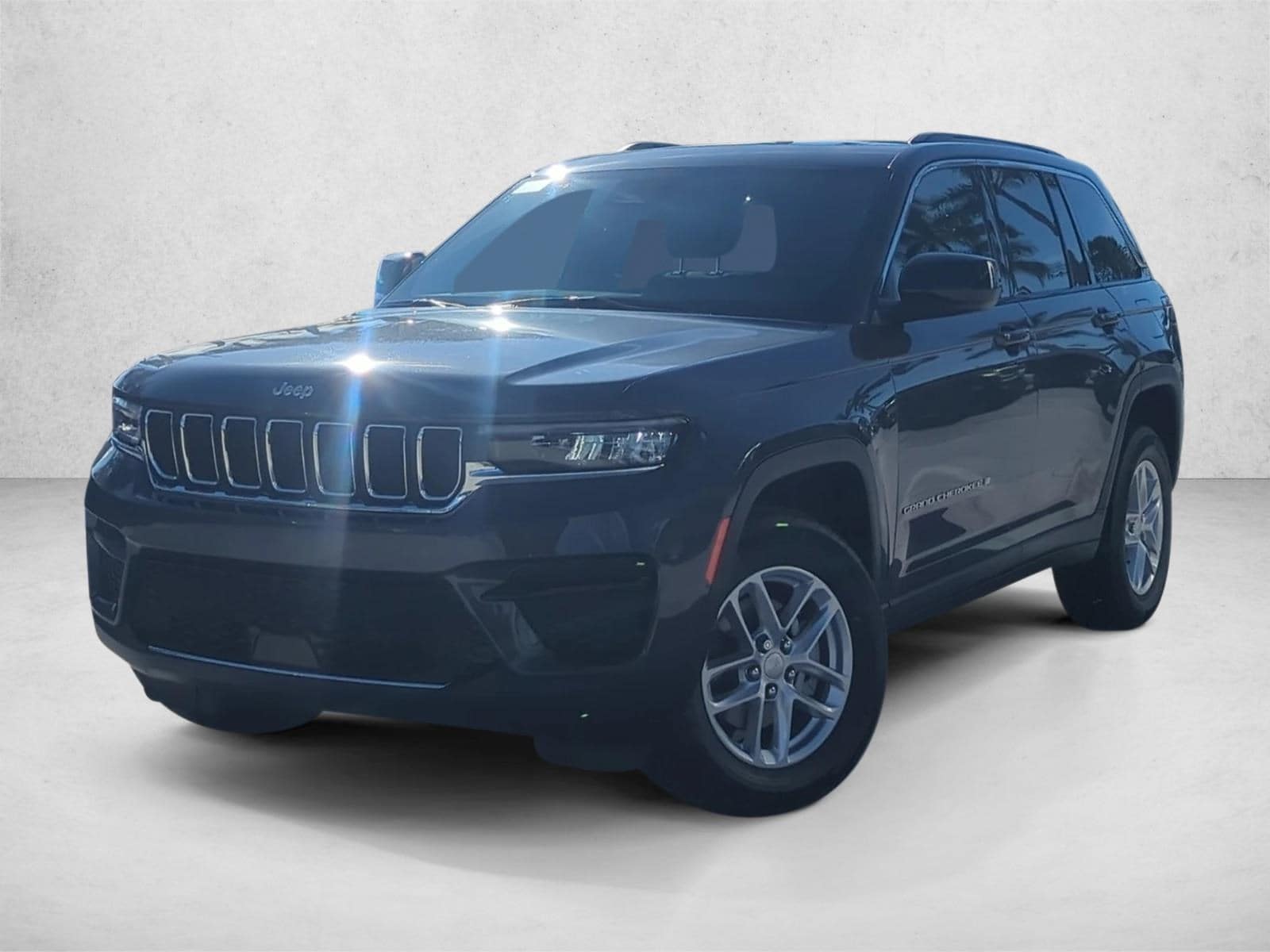 2025 Jeep Grand Cherokee Laredo's photo