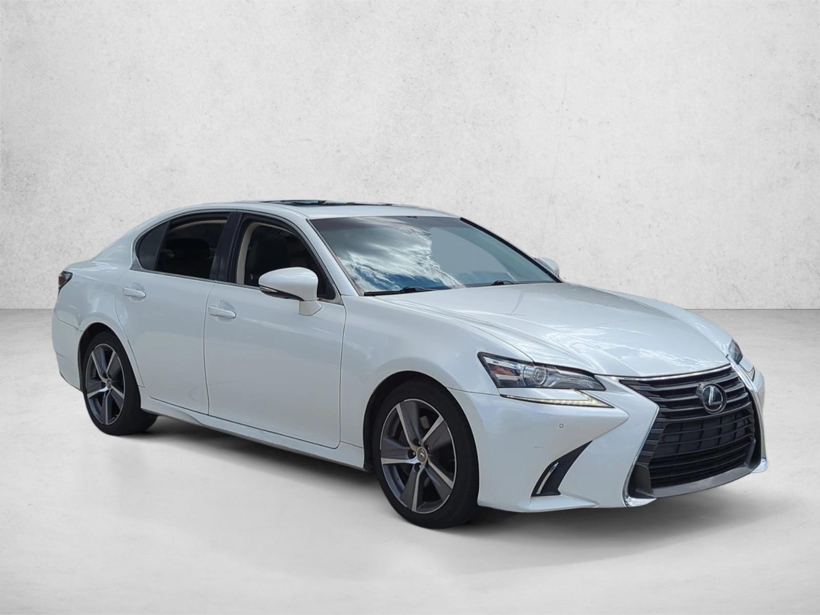 2017 Lexus GS 350 photo 3