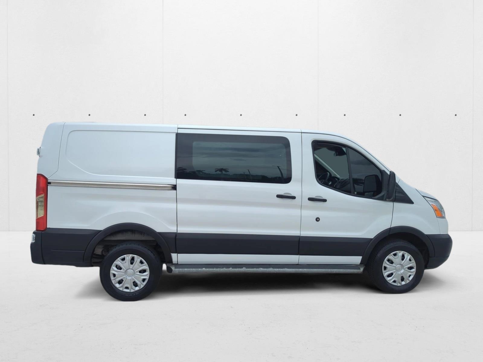 2019 Ford Transit Cargo photo 4
