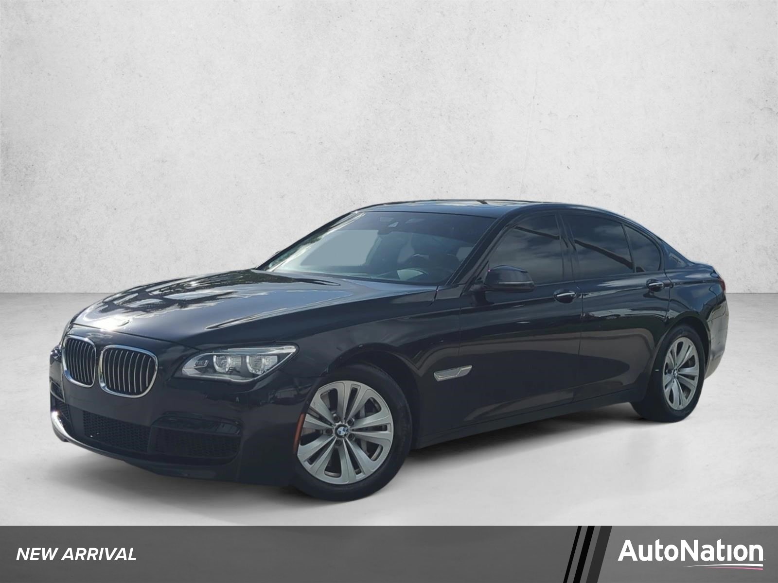 2015 BMW 7 Series 750i xDrive's photo