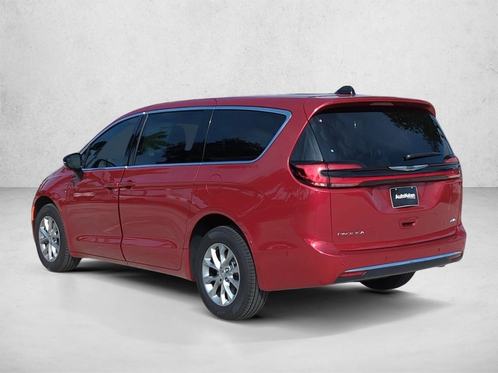 New 2025 Chrysler Pacifica Select Van Passenger Van