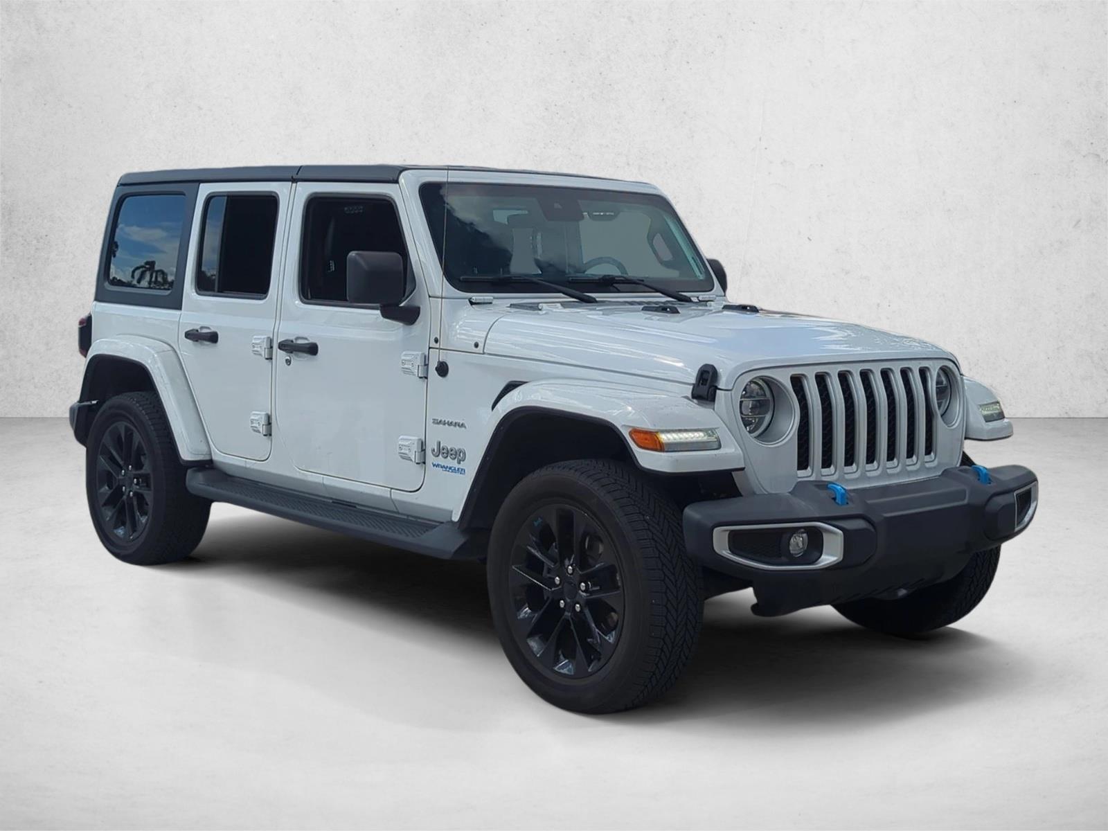 2022 Jeep Wrangler 4xe Unlimited Sahara Sport photo 3