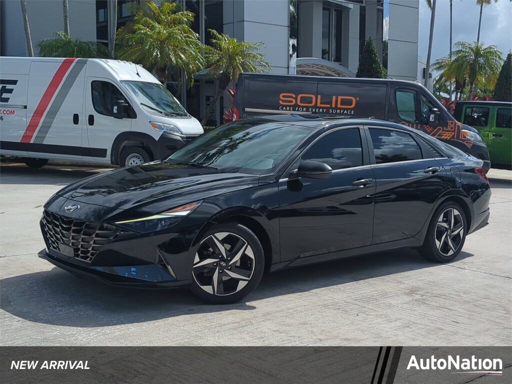 Used 2022 Hyundai Elantra Limited 4dr Car
