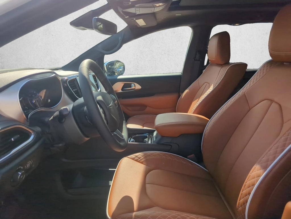 New 2026 Chrysler Pacifica Pinnacle Van Passenger Van