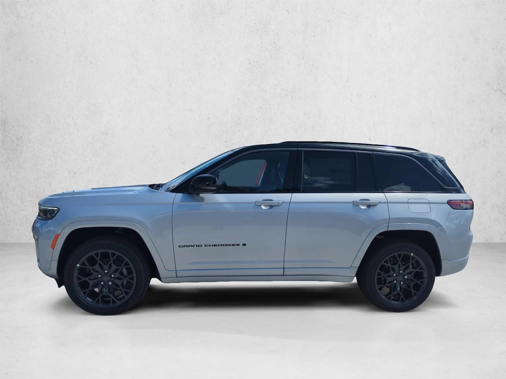 New 2026 Jeep Grand Cherokee Summit SUV