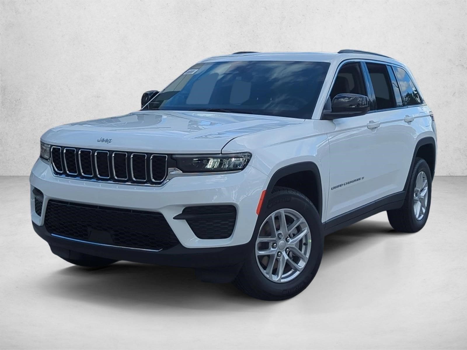 2025 Jeep Grand Cherokee Laredo's photo