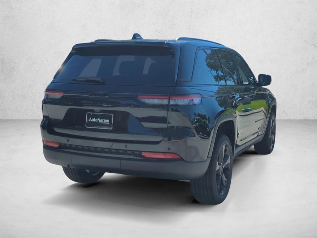 New 2025 Jeep Grand Cherokee Limited SUV