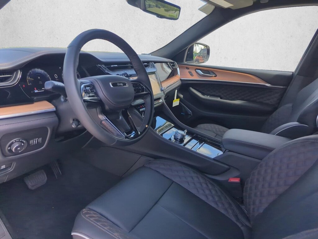 New 2026 Jeep Grand Cherokee Summit SUV