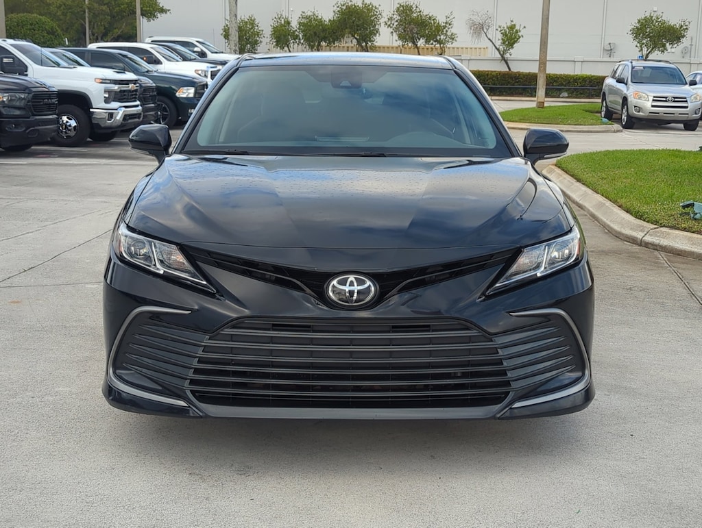 Used 2022 Toyota Camry LE 4dr Car