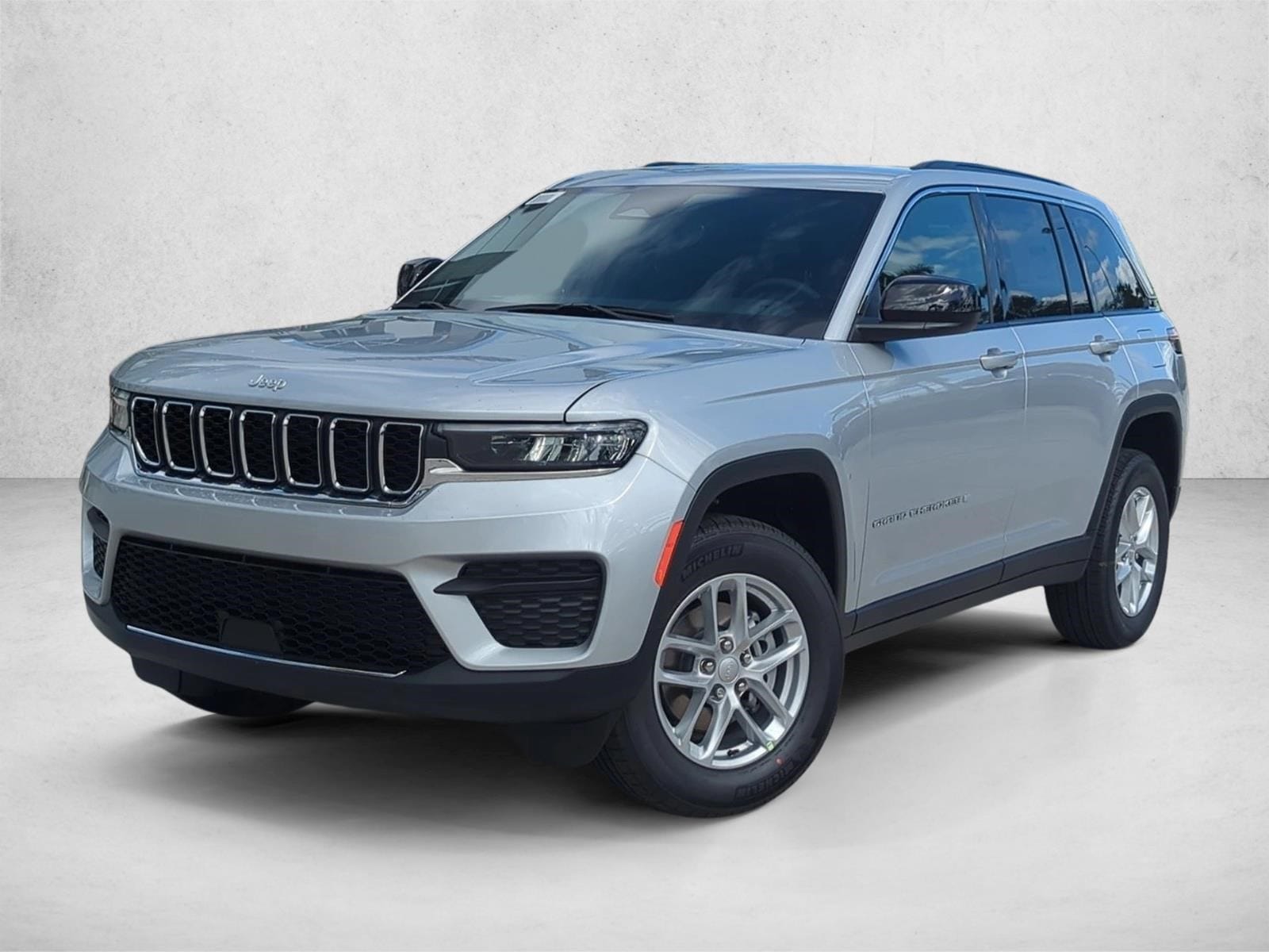 2025 Jeep Grand Cherokee Laredo's photo