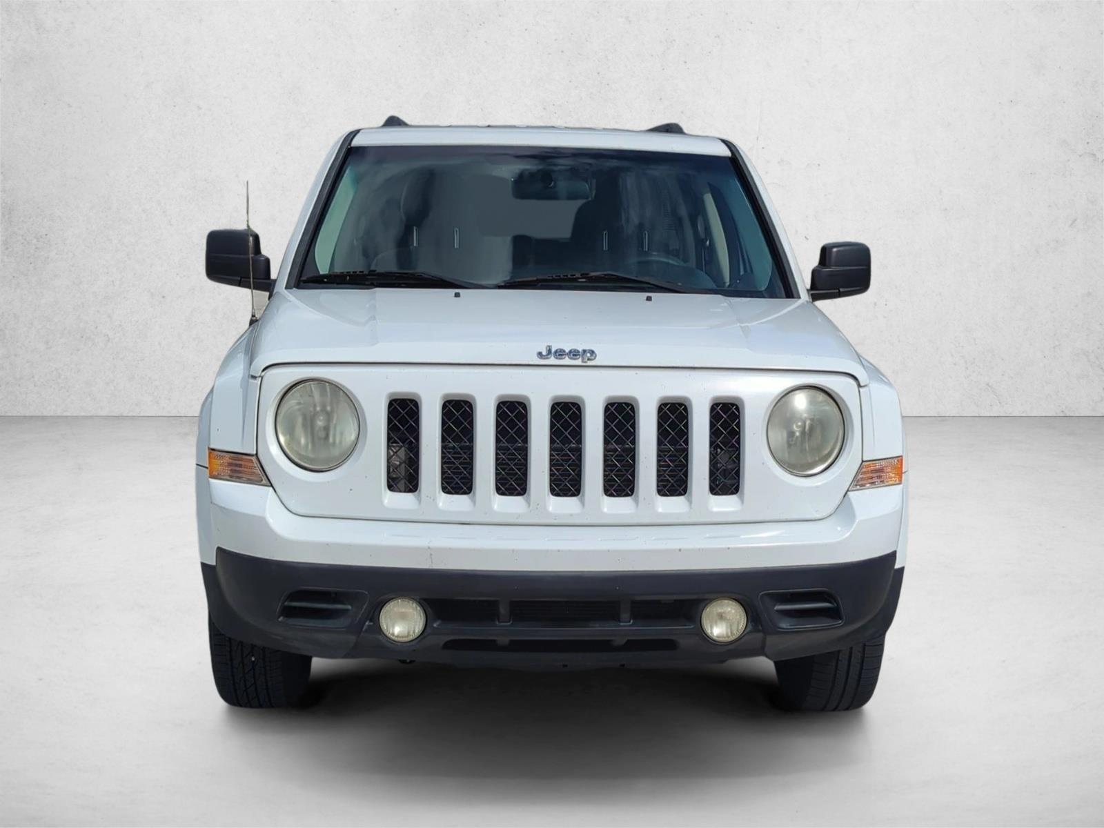 2011 Jeep Patriot Sport photo 2