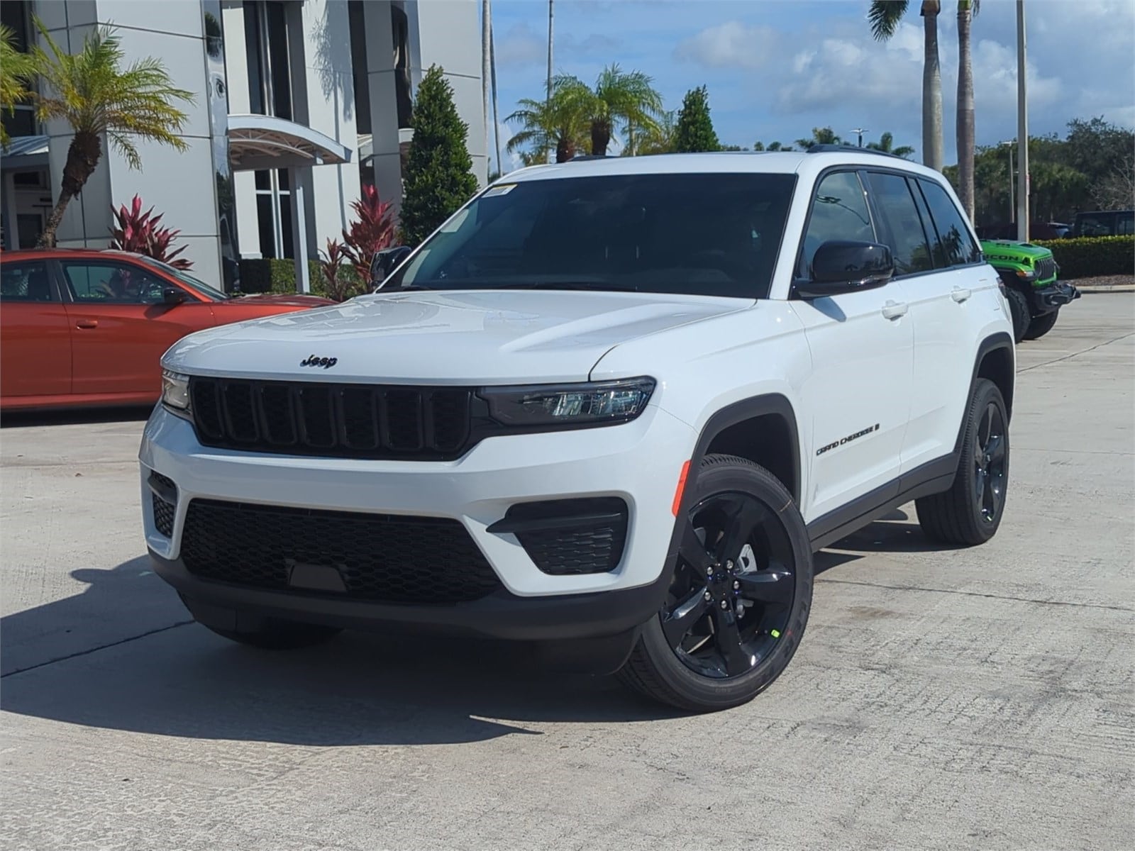 2025 Jeep Grand Cherokee Altitude's photo