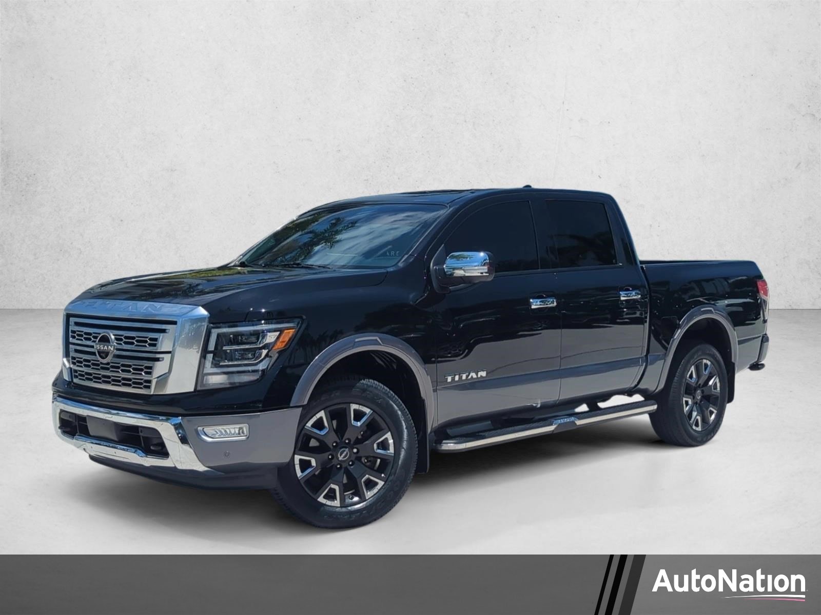 2023 Nissan Titan Platinum Reserve 4X4 Crew Cab's photo