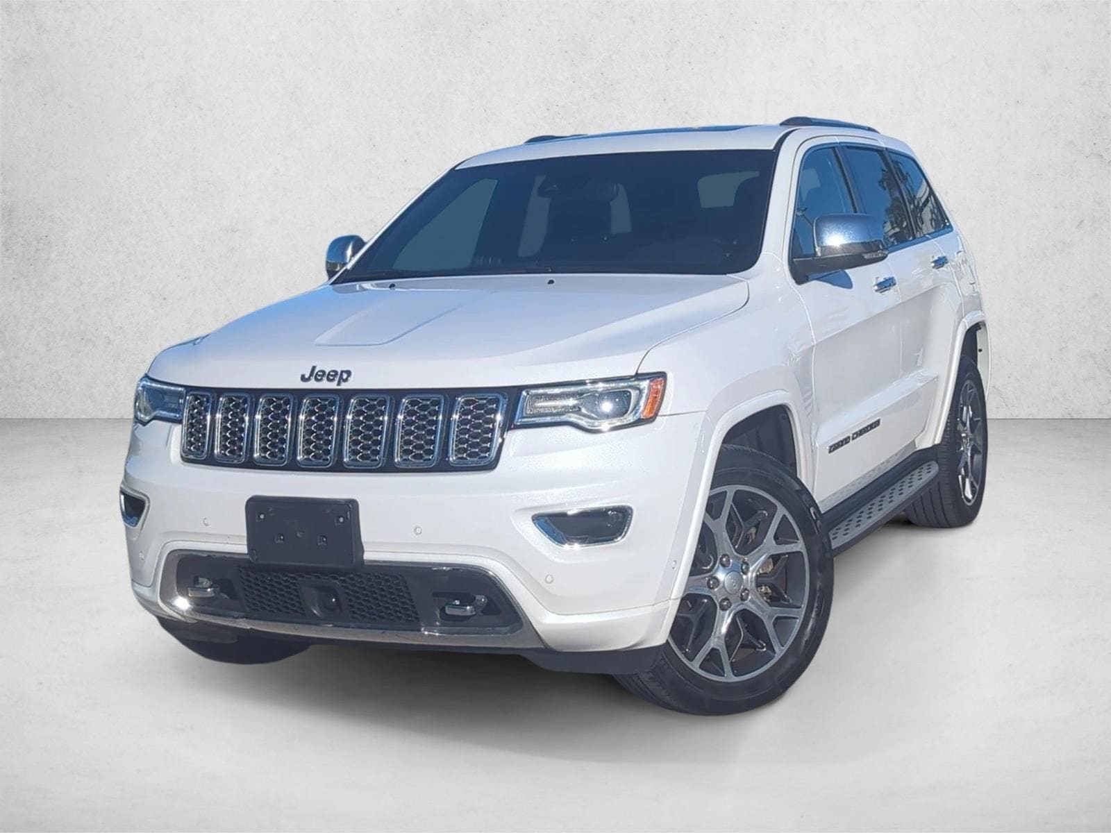 2021 Jeep Grand Cherokee Overland's photo