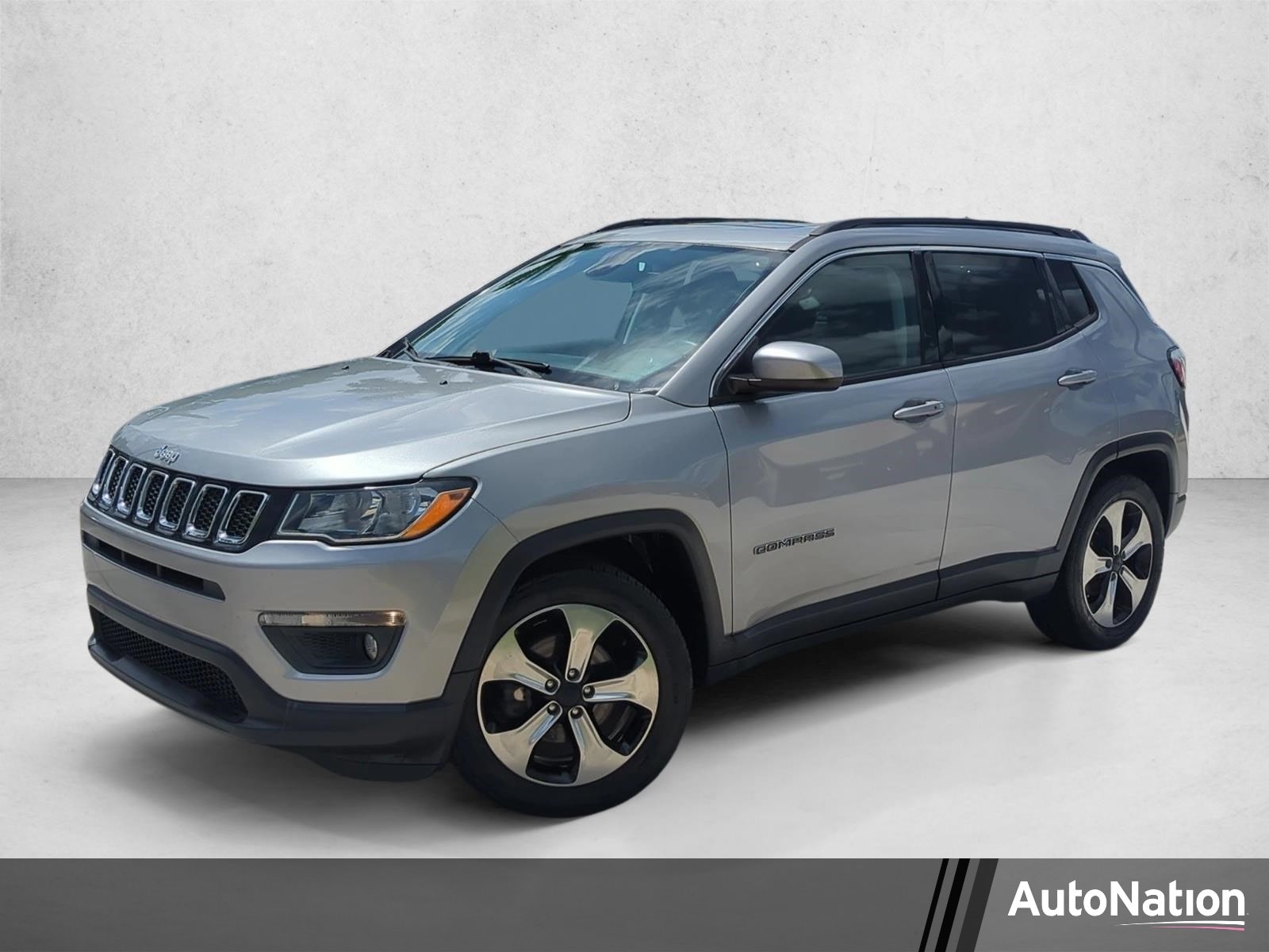 2017 Jeep Compass Latitude's photo