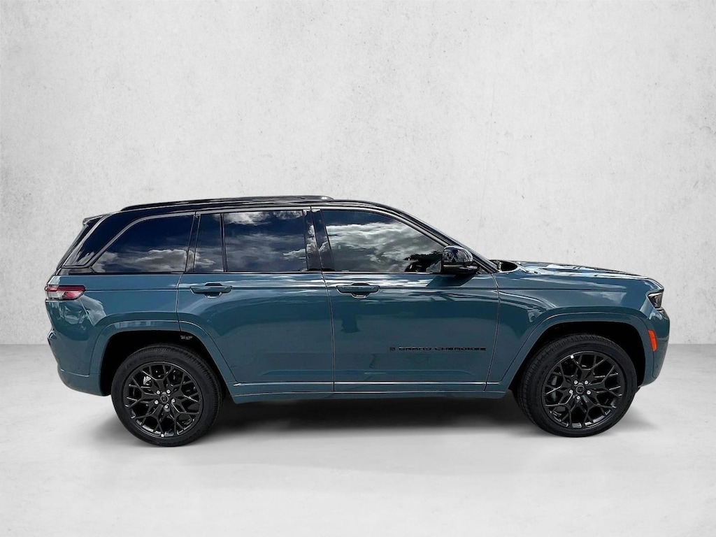 New 2027 Jeep Grand Cherokee Summit SUV