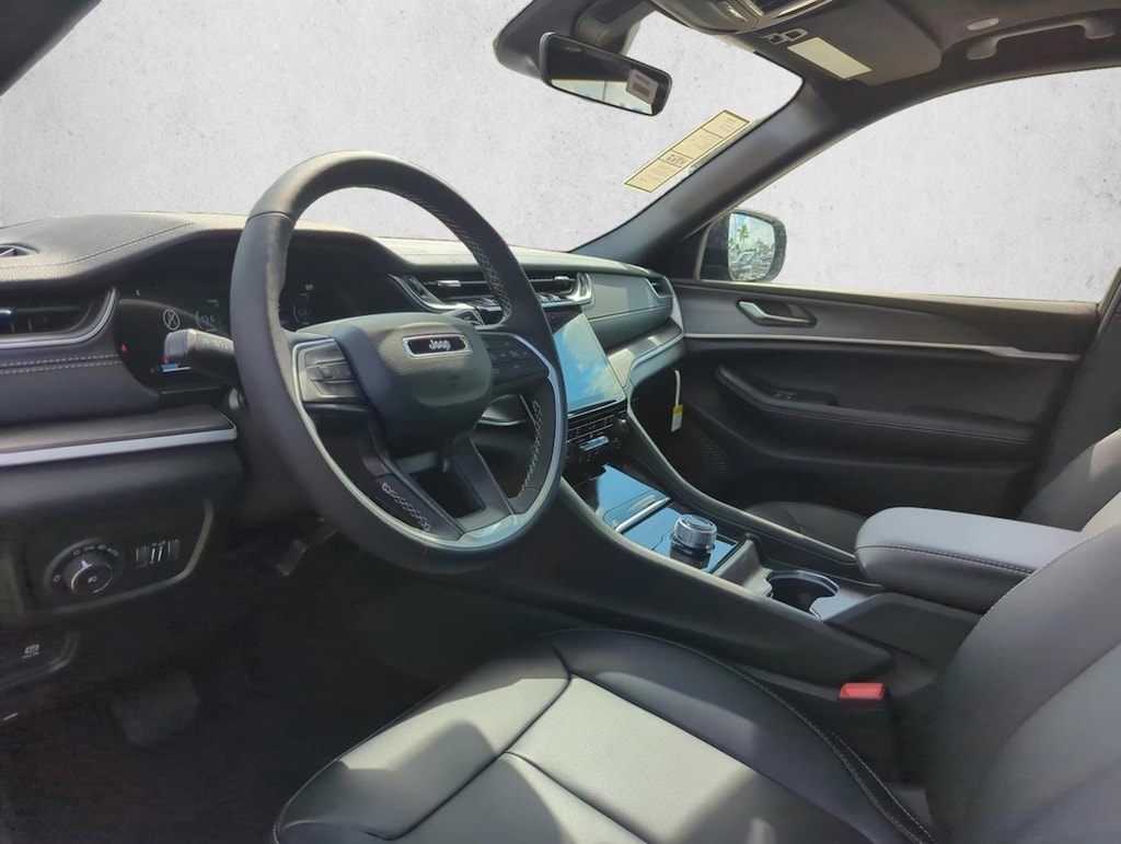 New 2025 Jeep Grand Cherokee Limited SUV