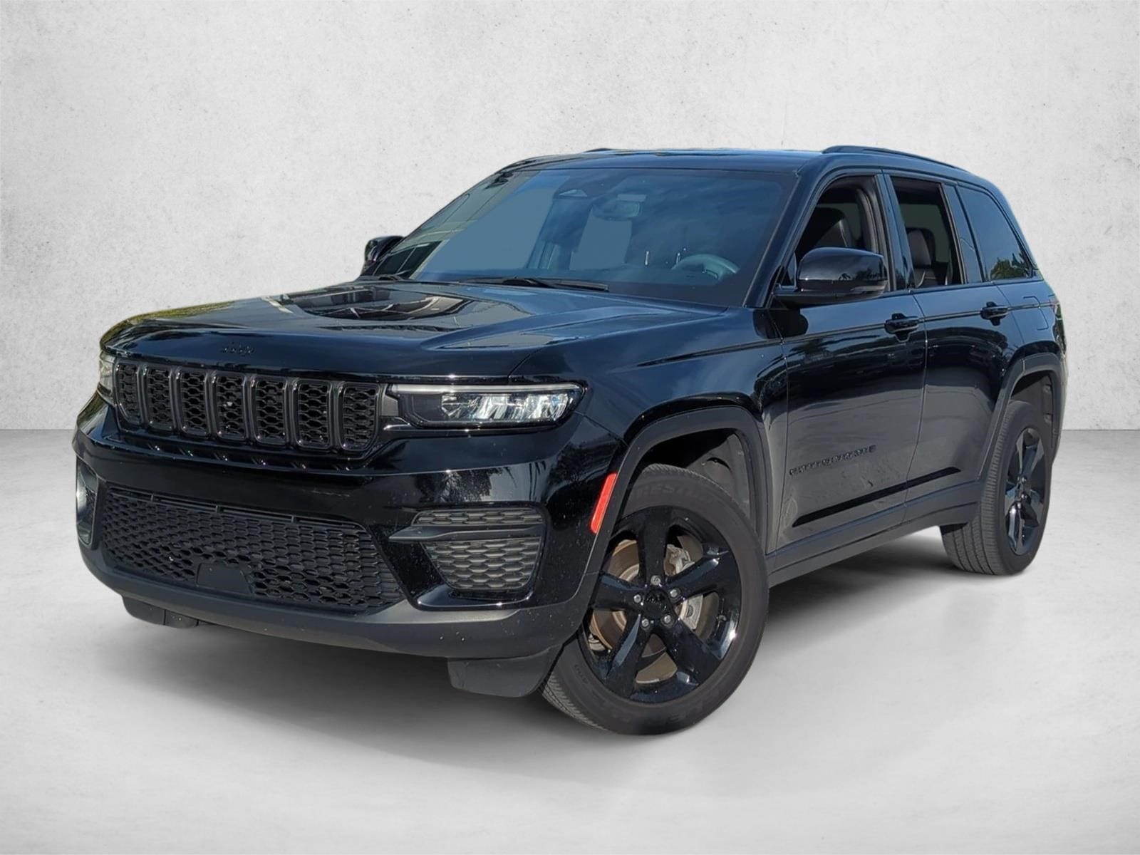2023 Jeep Grand Cherokee Altitude's photo