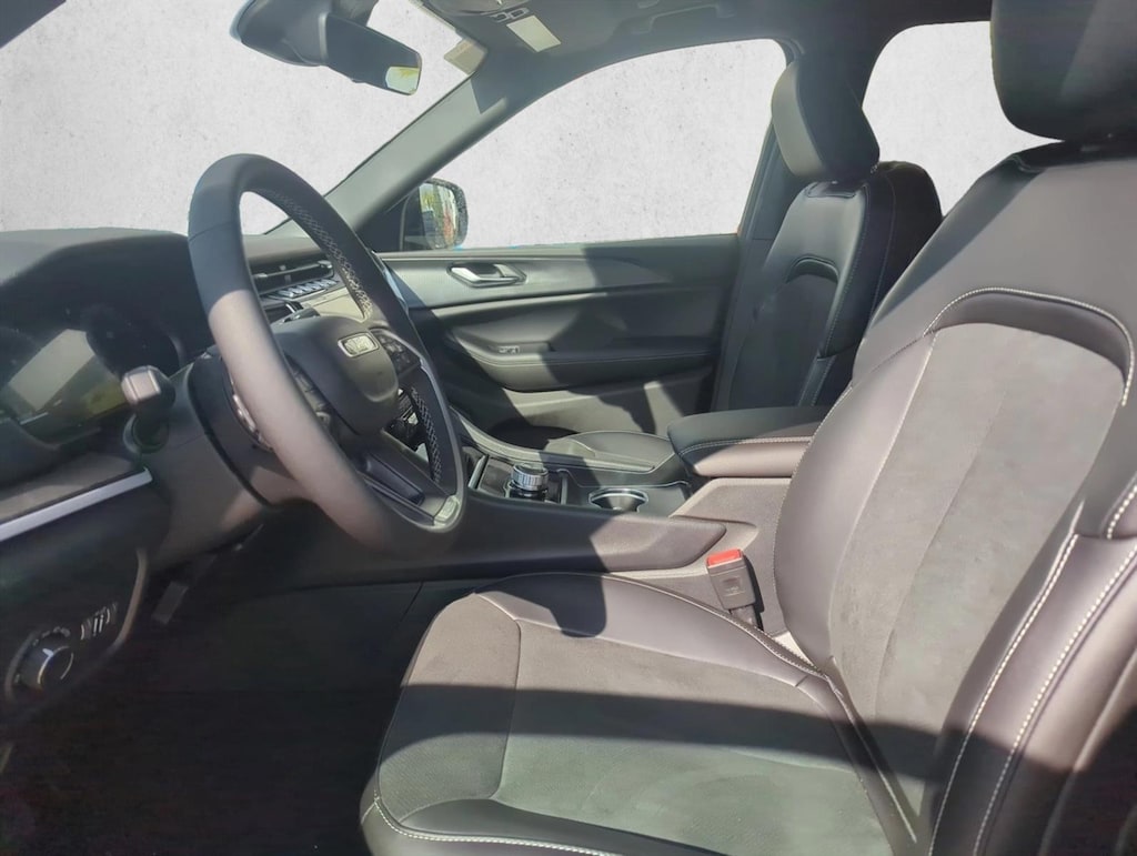 New 2025 Jeep Grand Cherokee Altitude X SUV