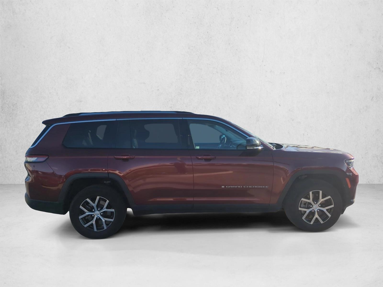 2023 Jeep Grand Cherokee Limited photo 4