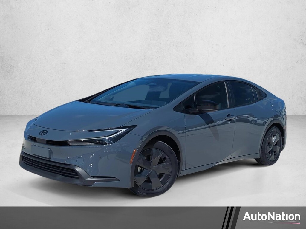 2024 Toyota Prius LE