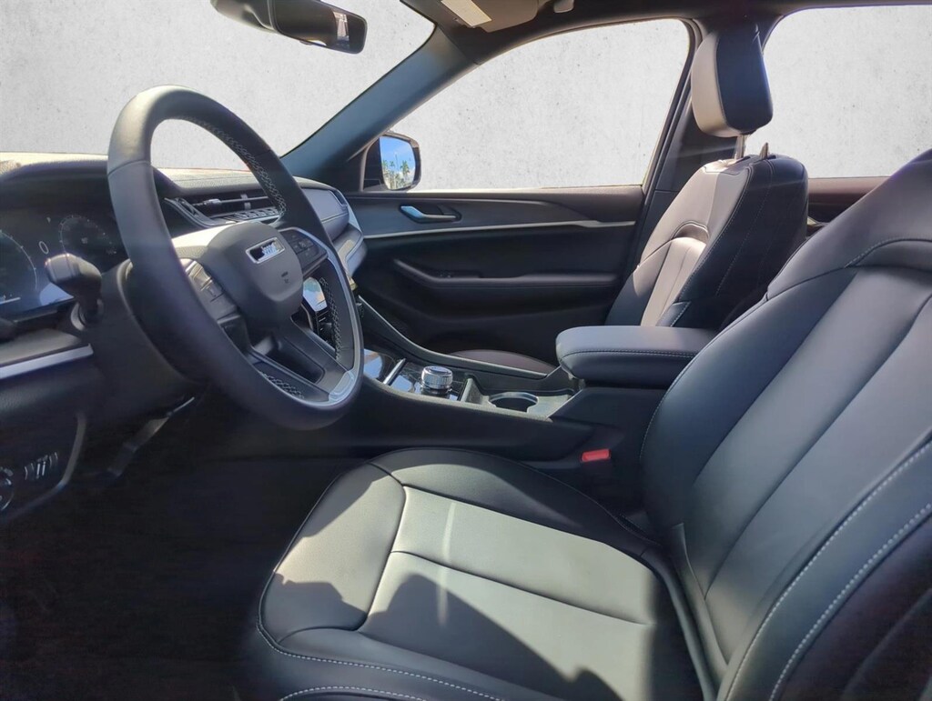 New 2025 Jeep Grand Cherokee Limited SUV