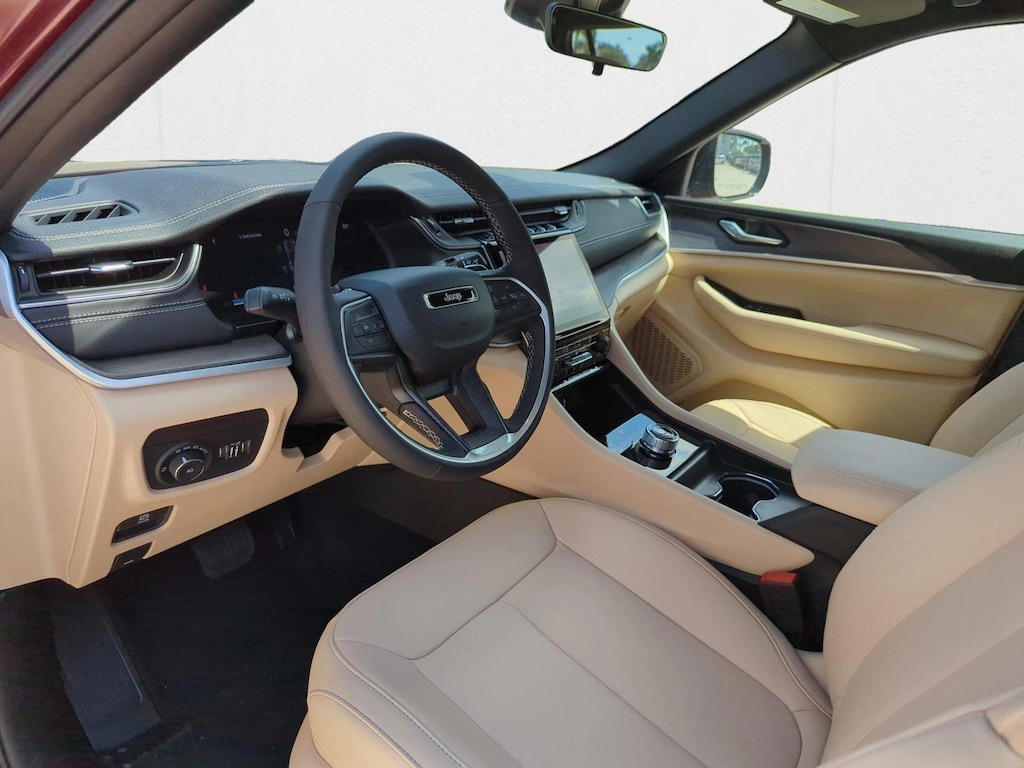 New 2025 Jeep Grand Cherokee Limited SUV