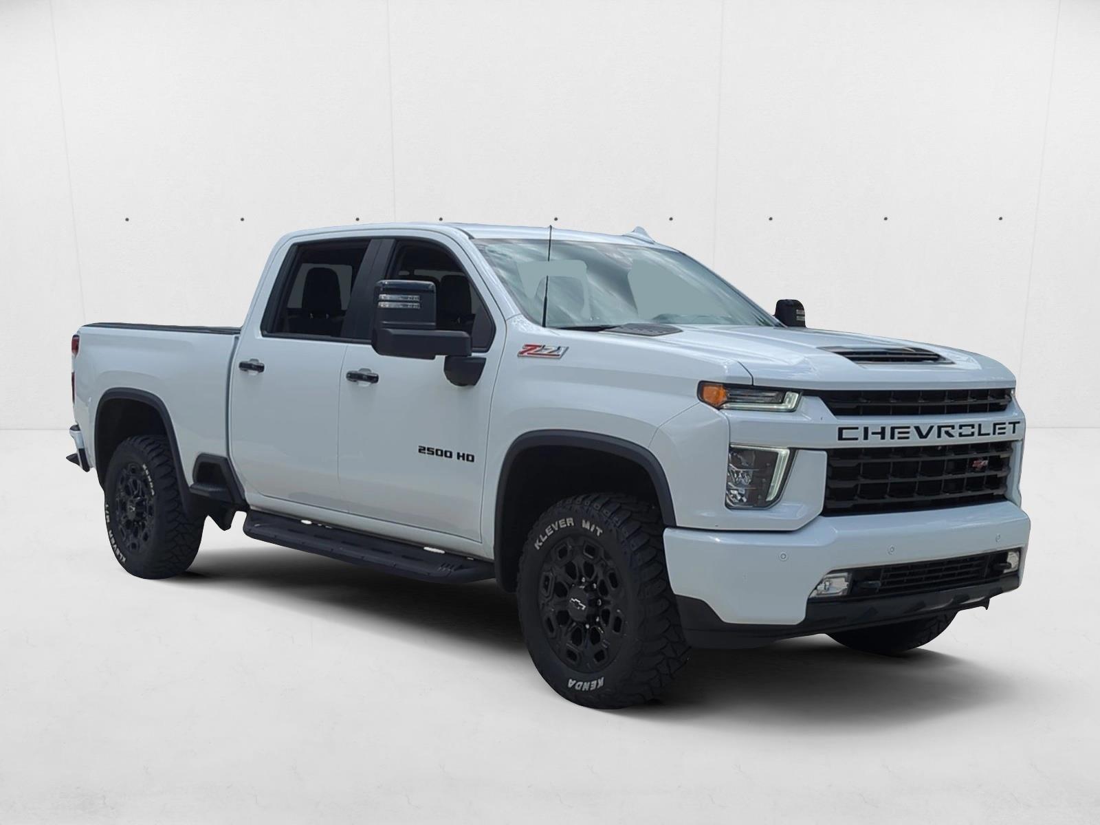 2021 Chevrolet Silverado 2500HD LTZ photo 3